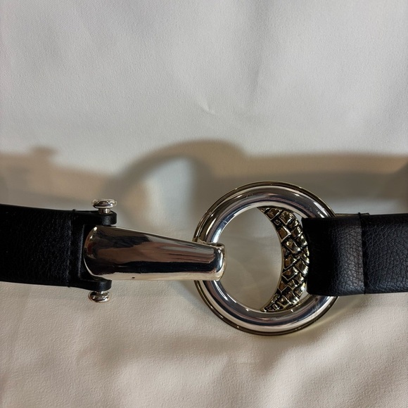 CHICO’S Belt Sz S/M Mixed Metal Interlock Buckle Leatherer Backing - Picture 2 of 10